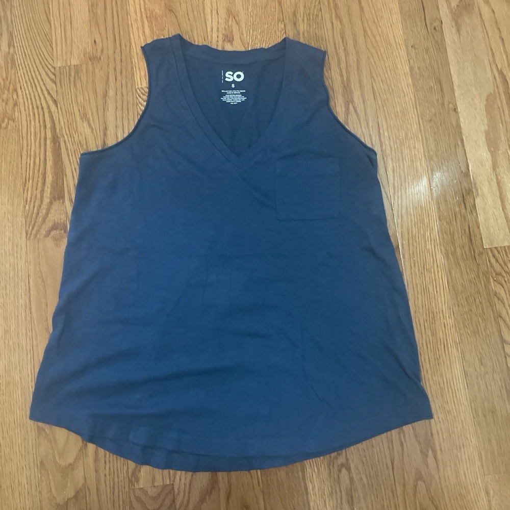 SO Women's Navy V-Neck Tank Top